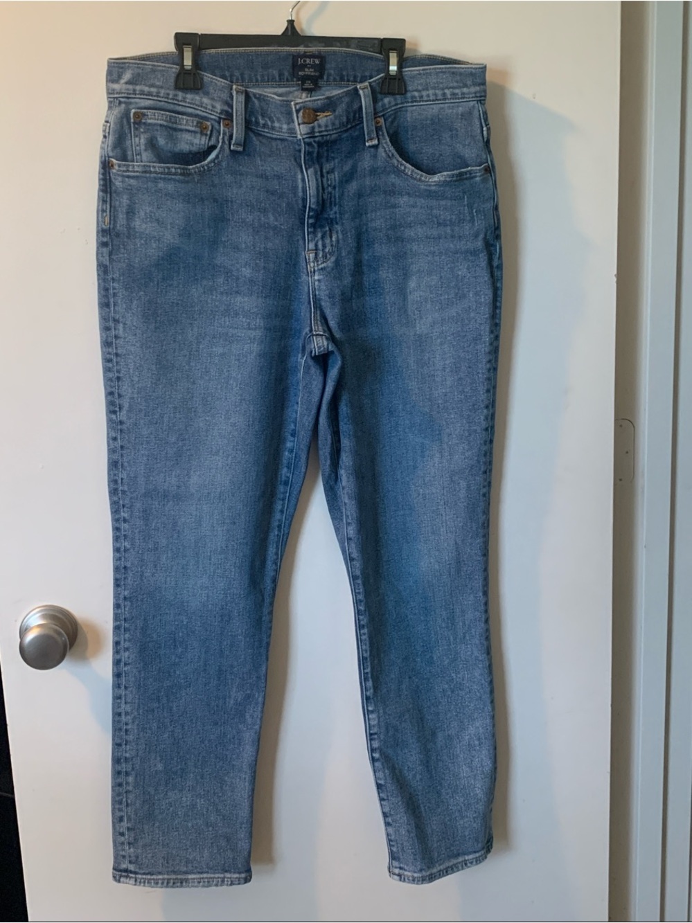 Women’s J. Crew Medium Wash Straight-Leg Jeans